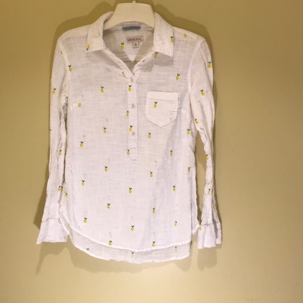 Summer quarter button long sleeve top
